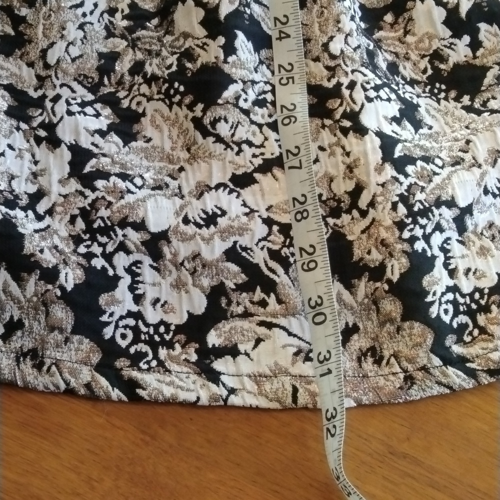 Abercrombie & Fitch Black and silver size small dress. Supercute style! - Picture 13 of 13